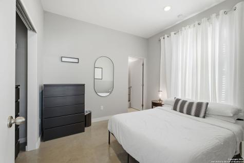 422 Hays Street #3 San Antonio TX 78202