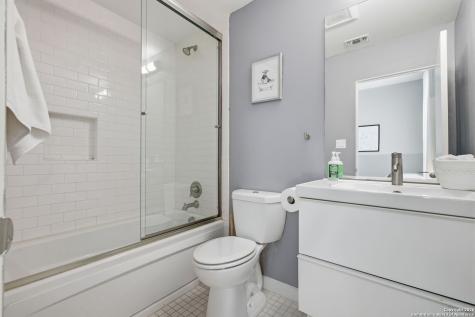 422 Hays Street #3 San Antonio TX 78202