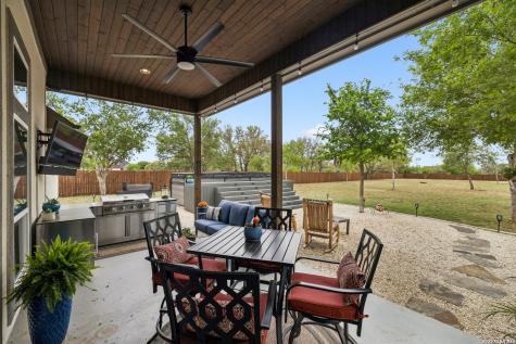 498 Double Gate Road Castroville TX 78009