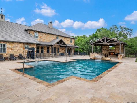 103 S Cibolo Hollow Fair Oaks Ranch TX 78015