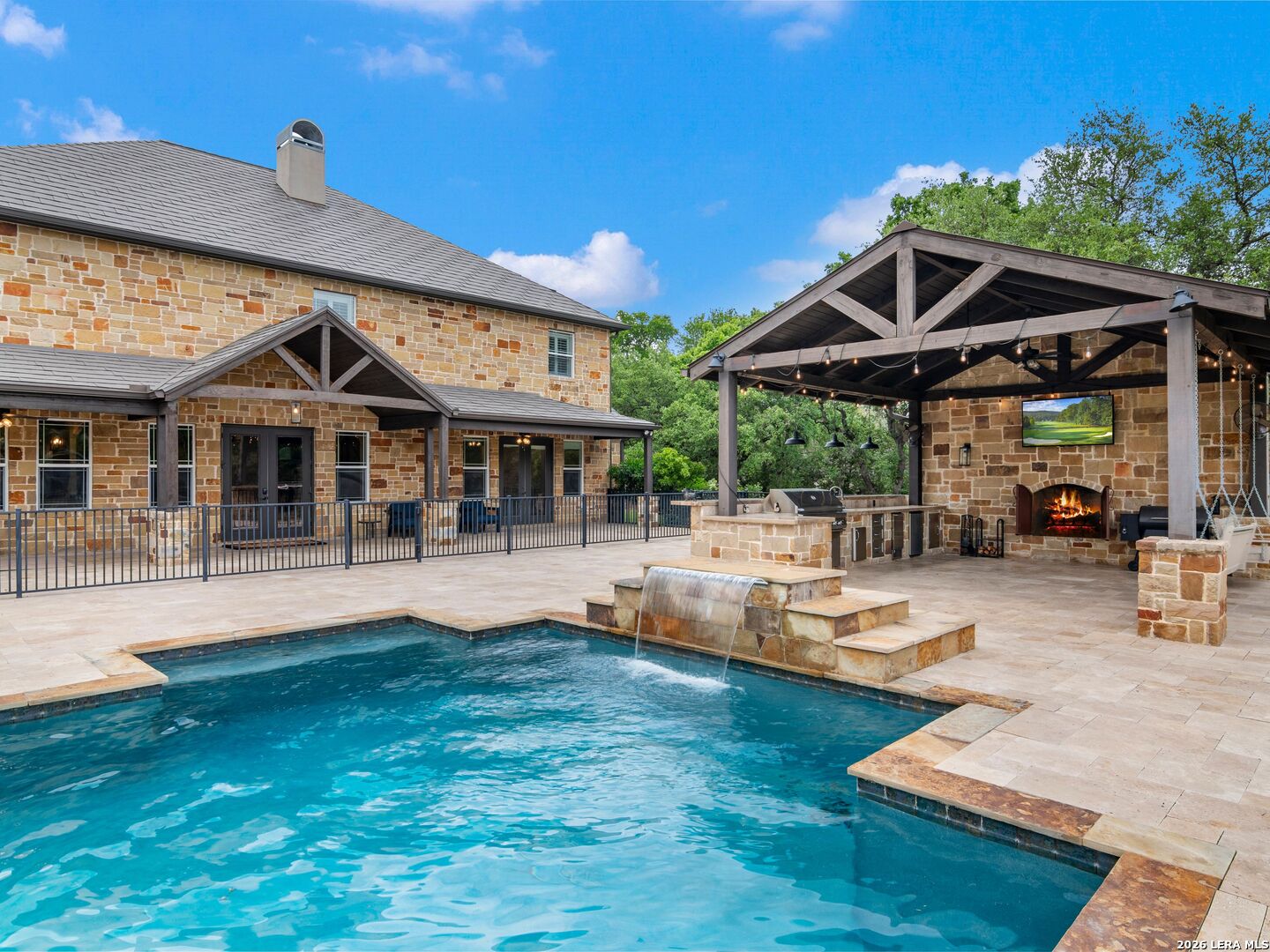 103 S Cibolo Hollow Fair Oaks Ranch TX 78015