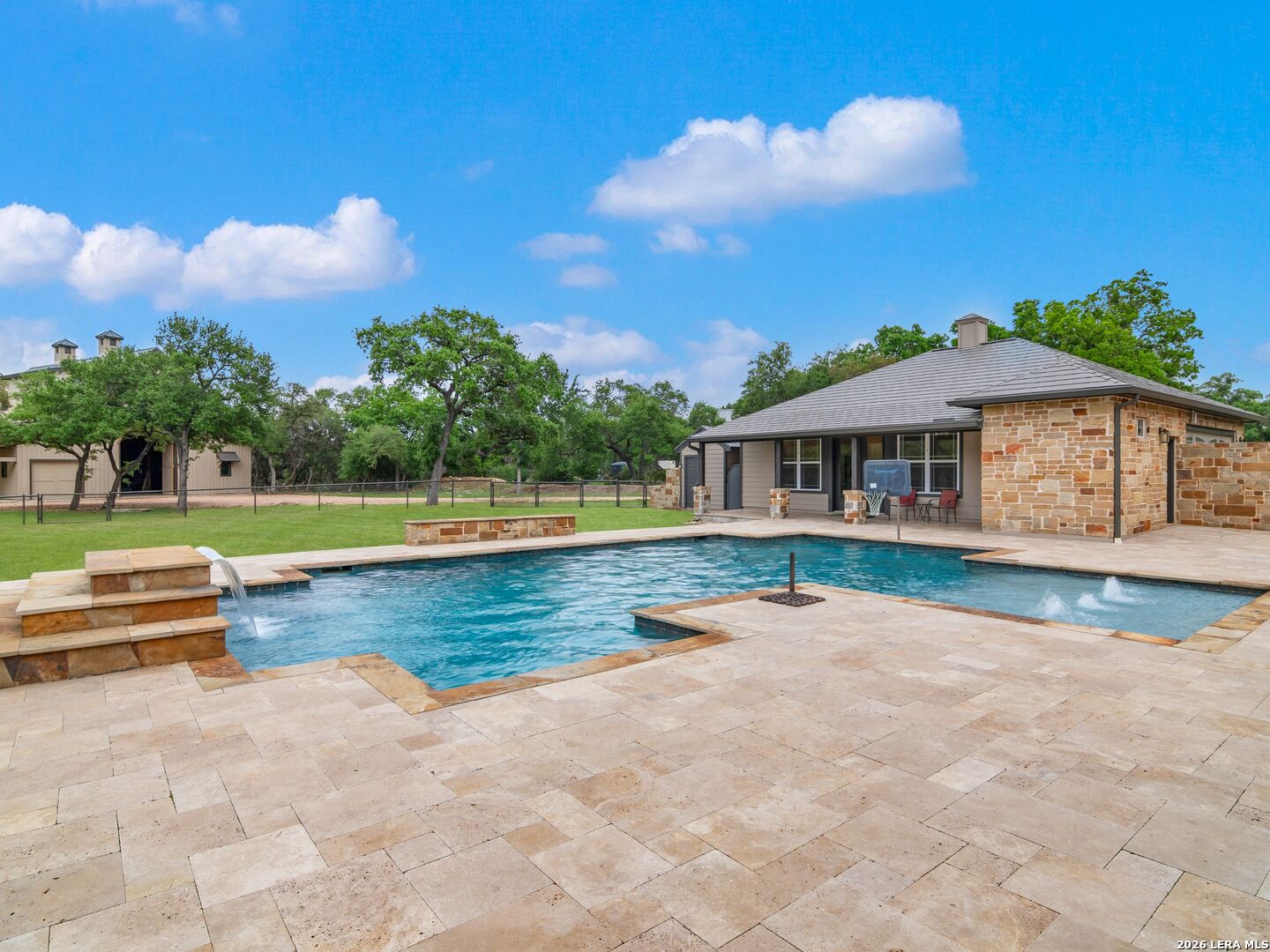 103 S Cibolo Hollow Fair Oaks Ranch TX 78015