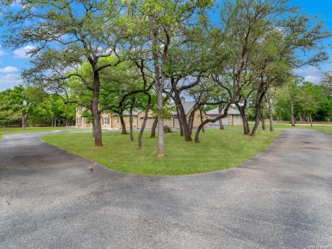 103 S Cibolo Hollow Fair Oaks Ranch TX 78015