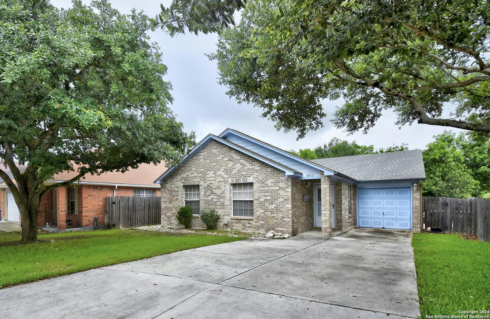 4702 Highland Farm San Antonio TX 78244