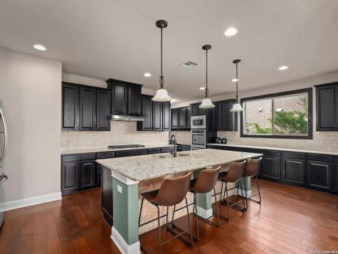 8926 Irving Hill Boerne TX 78015