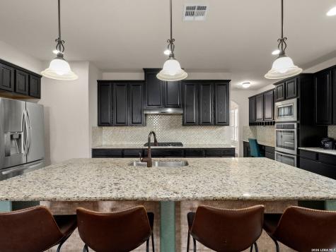8926 Irving Hill Boerne TX 78015
