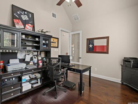 8926 Irving Hill Boerne TX 78015
