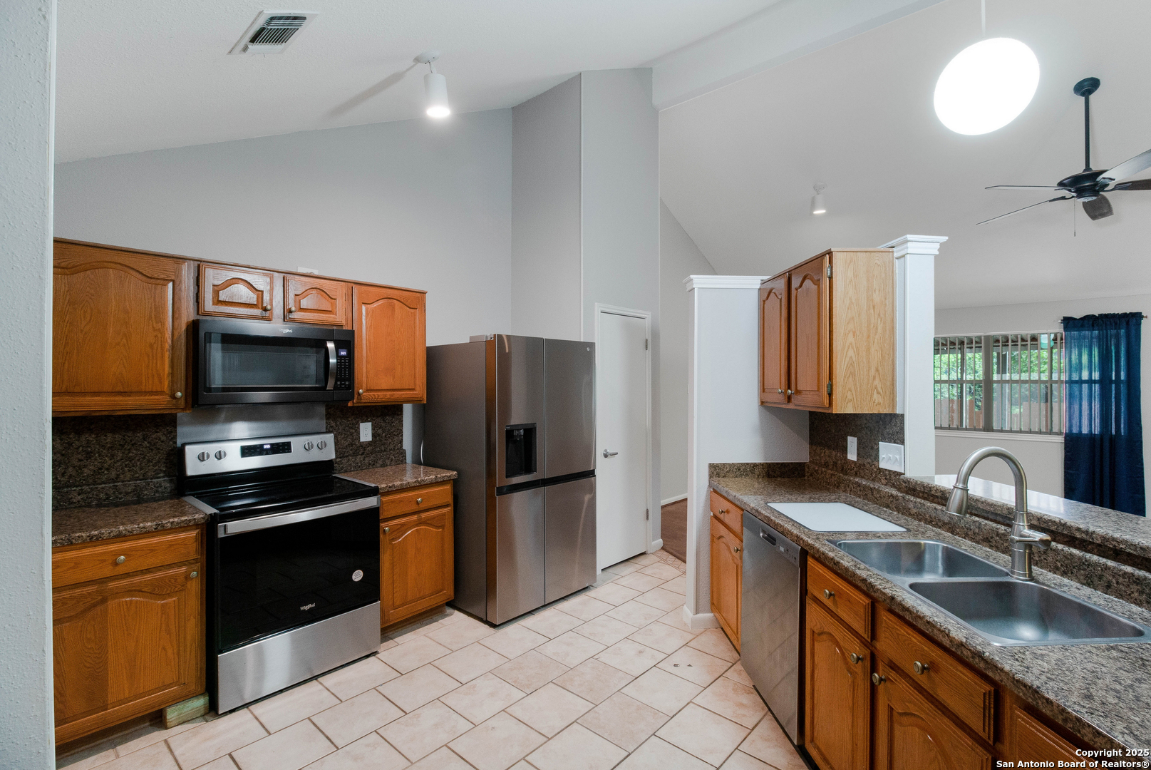 9520 Woodland Hills San Antonio TX 78250