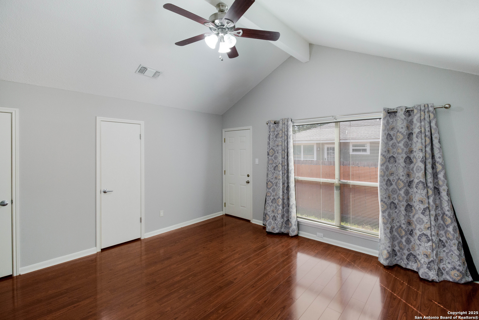 9520 Woodland Hills San Antonio TX 78250
