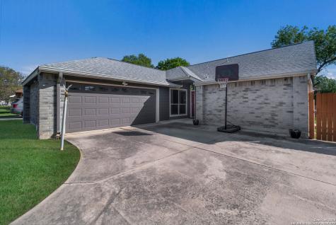 9520 Woodland Hills San Antonio TX 78250