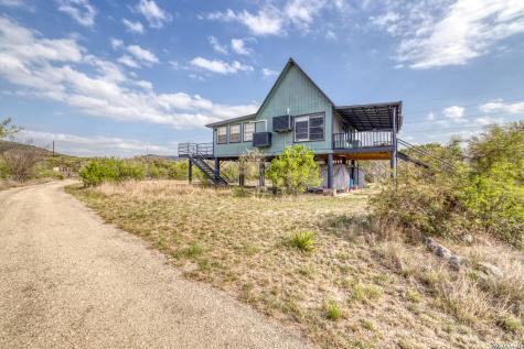 1974 Fm 1120 Leakey TX 78873