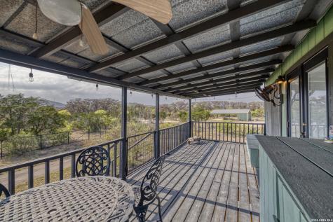 1974 Fm 1120 Leakey TX 78873