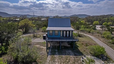 1974 Fm 1120 Leakey TX 78873