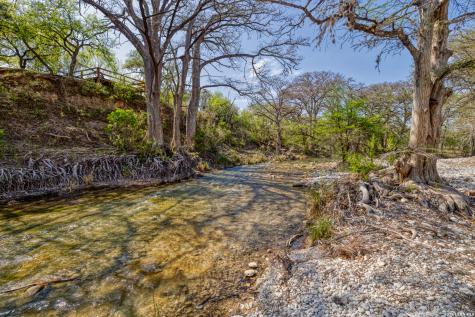 1974 Fm 1120 Leakey TX 78873