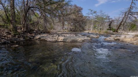 1974 Fm 1120 Leakey TX 78873