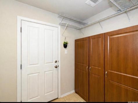 9842 Magnolia San Antonio TX 78251