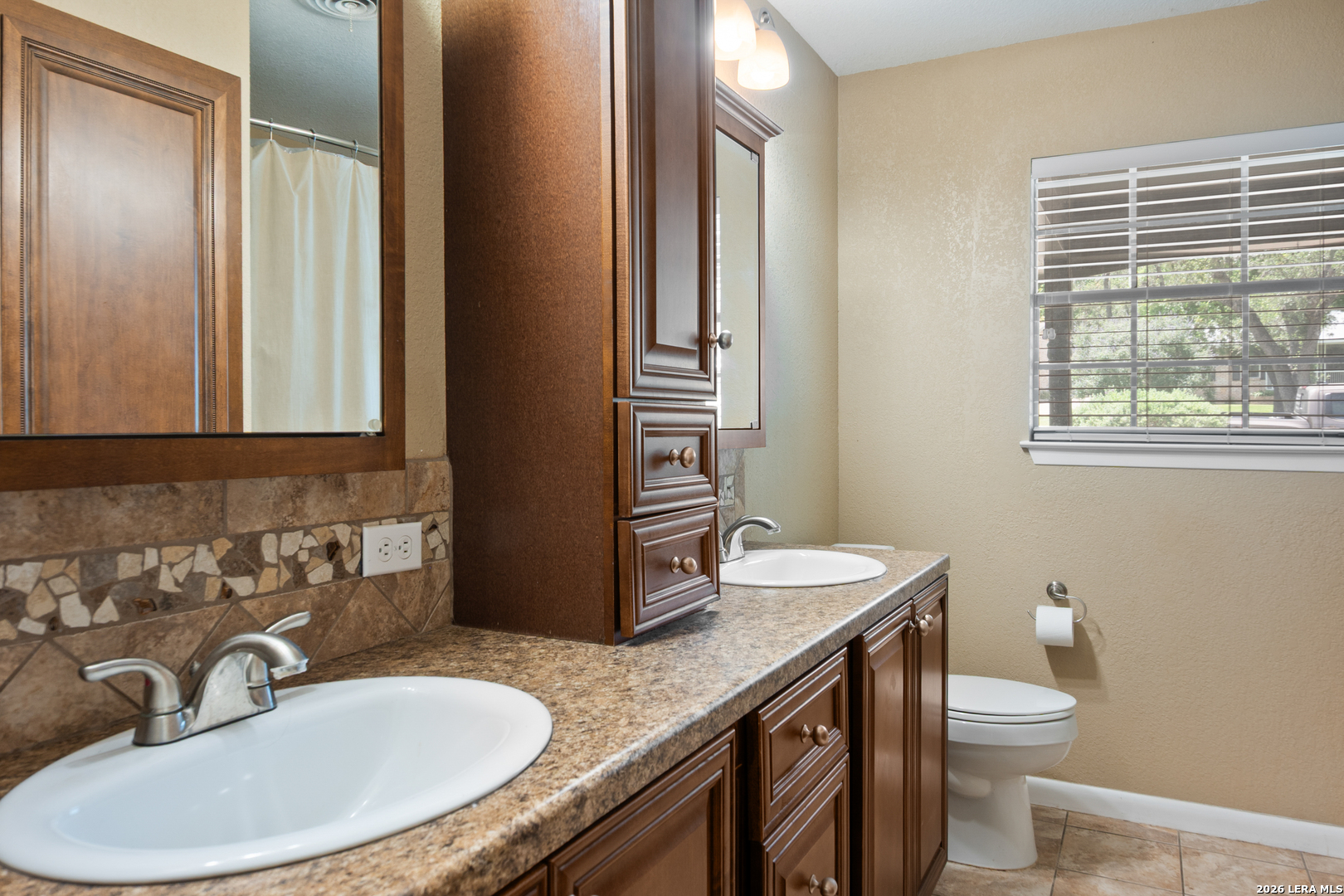 117 West Lane Kerrville TX 78028