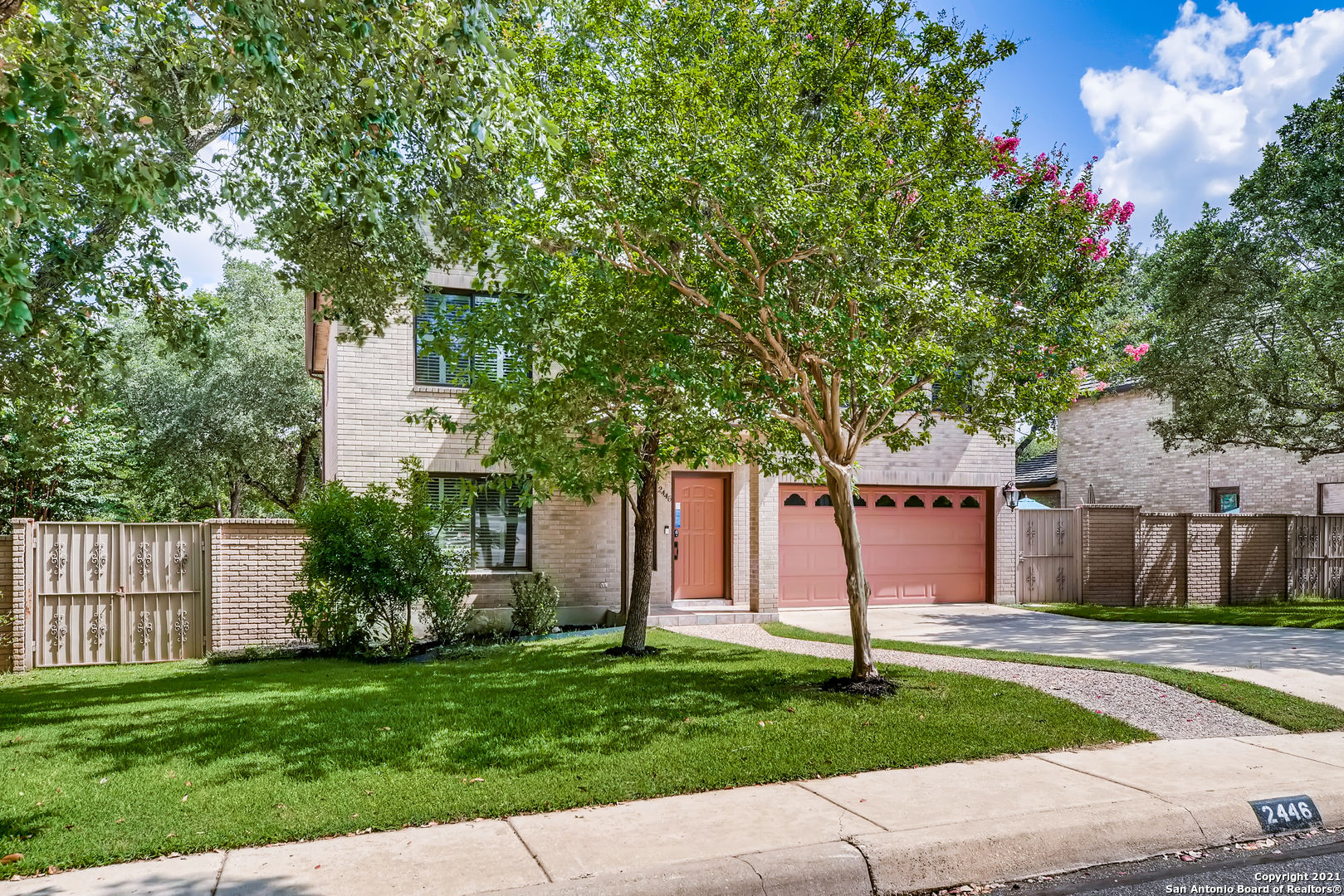 2446 Newoak Park San Antonio TX 78230