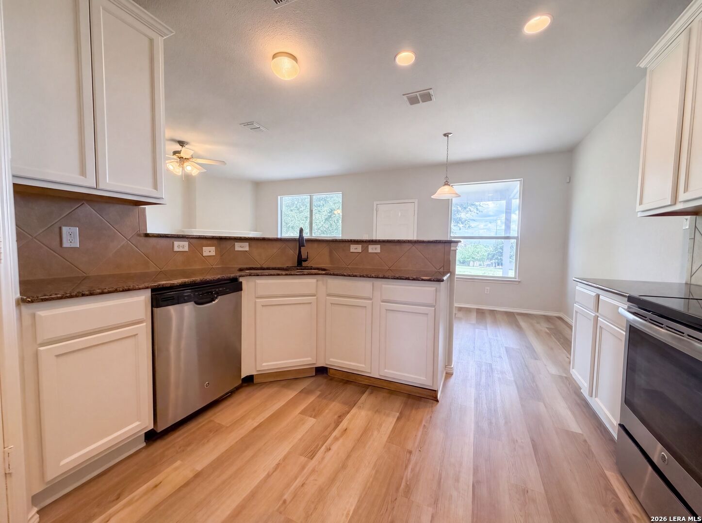 3765 Columbia Cibolo TX 78108