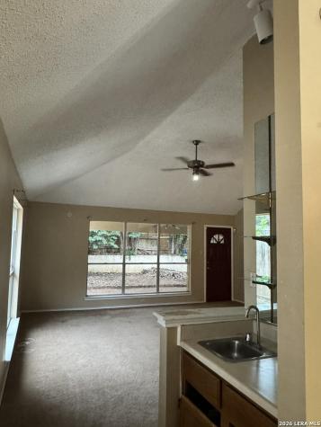 9122 Big Bethel San Antonio TX 78240