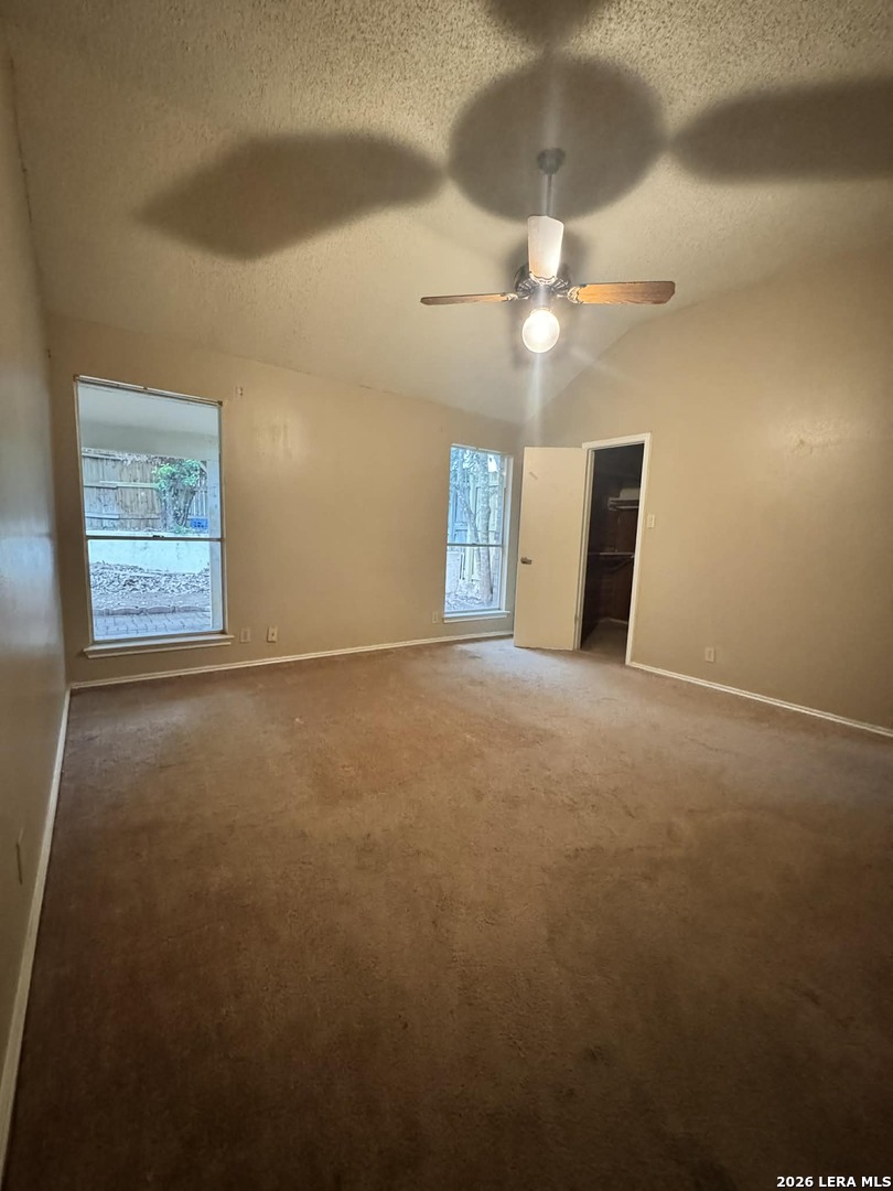9122 Big Bethel San Antonio TX 78240