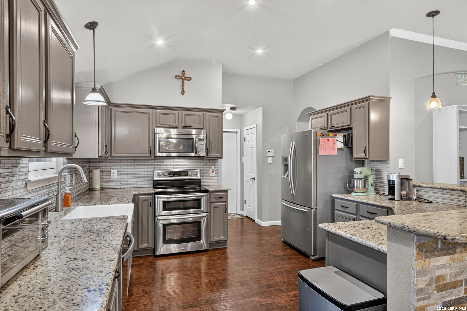 1009 Sandy Ridge Schertz TX 78154