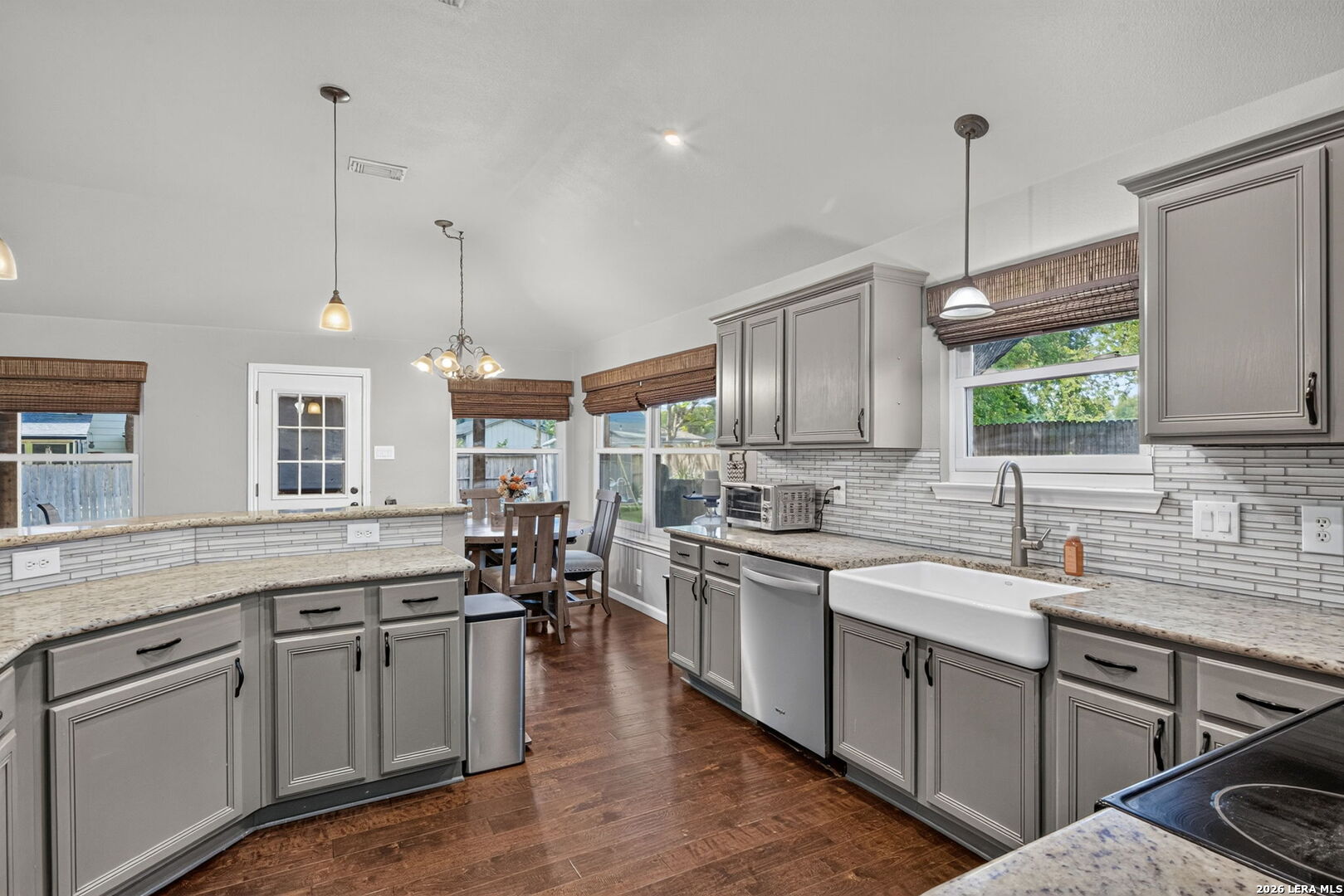 1009 Sandy Ridge Schertz TX 78154