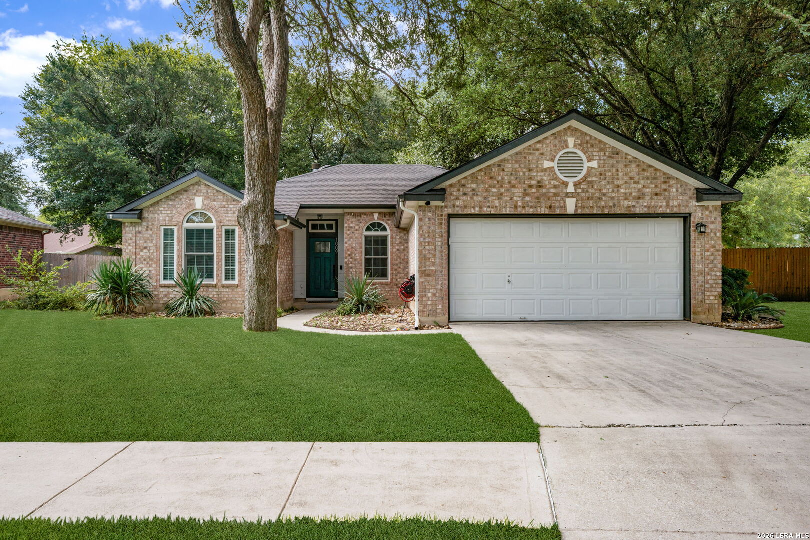 1009 Sandy Ridge Schertz TX 78154