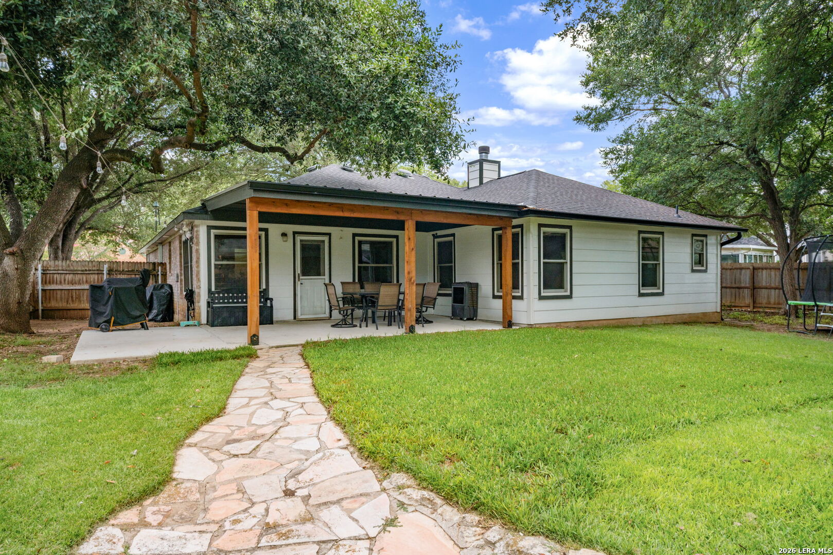 1009 Sandy Ridge Schertz TX 78154