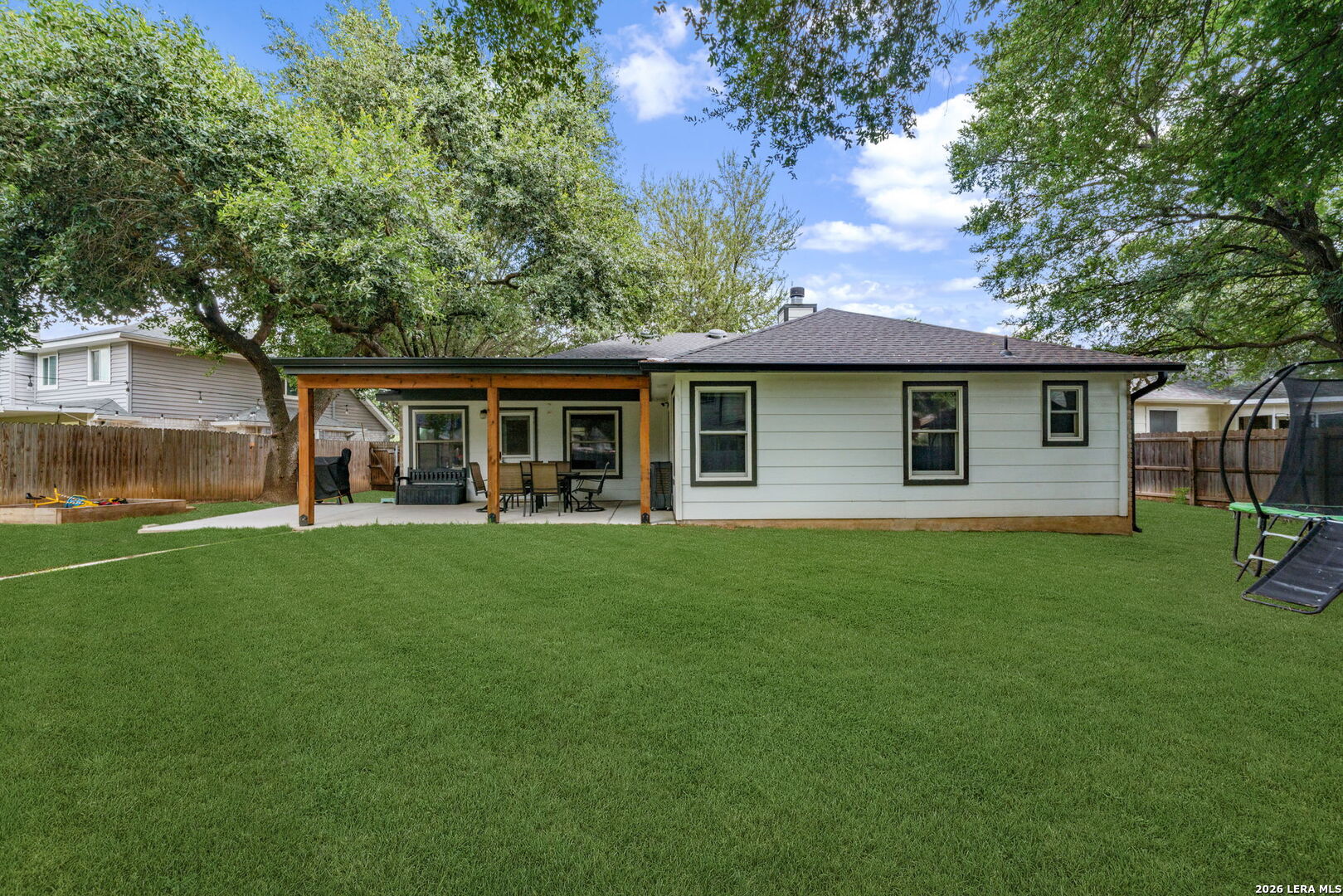 1009 Sandy Ridge Schertz TX 78154