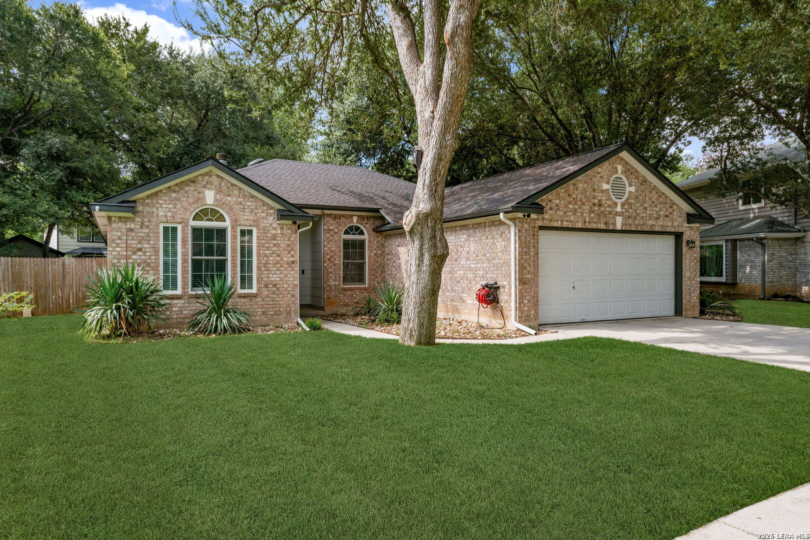 1009 Sandy Ridge Schertz TX 78154