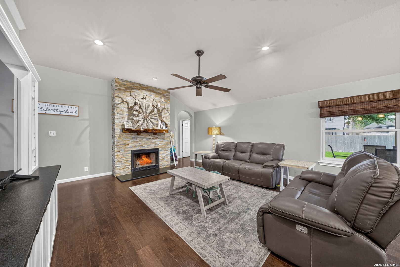 1009 Sandy Ridge Schertz TX 78154
