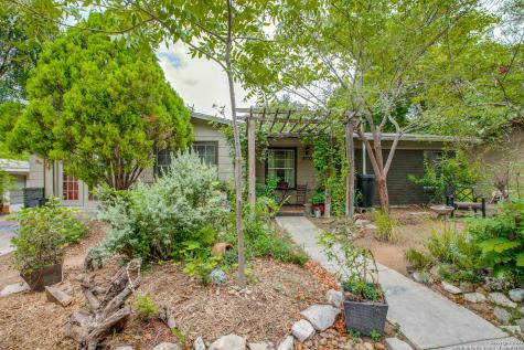 4703 Newcome Drive San Antonio TX 78229