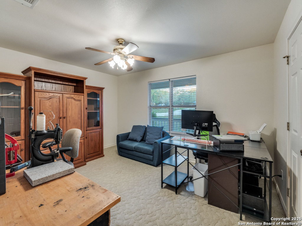 429 Ringaskiddy Floresville TX 78114