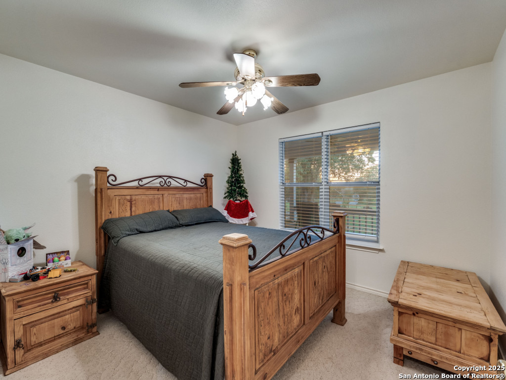 429 Ringaskiddy Floresville TX 78114