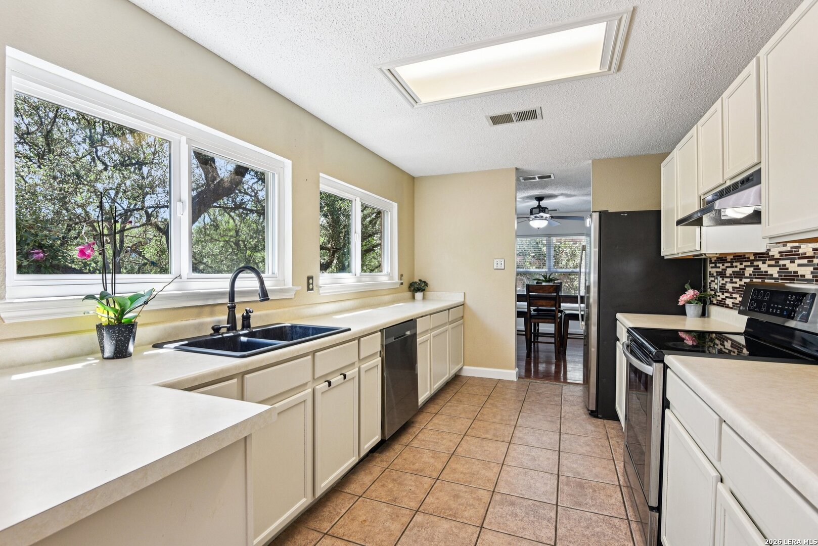 15840 Walnut Creek San Antonio TX 78247