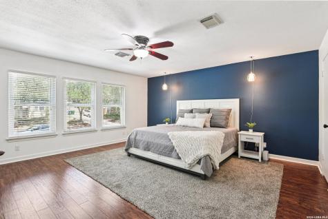 15840 Walnut Creek San Antonio TX 78247