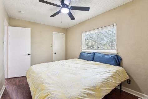 15840 Walnut Creek San Antonio TX 78247