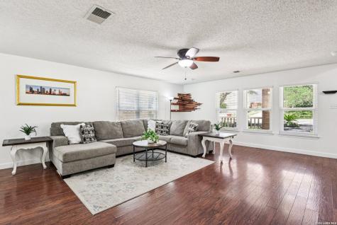 15840 Walnut Creek San Antonio TX 78247