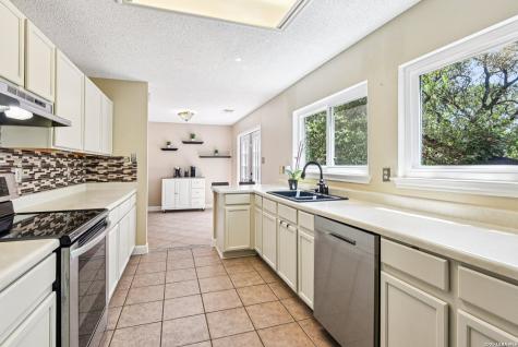 15840 Walnut Creek San Antonio TX 78247