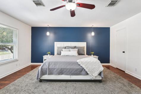 15840 Walnut Creek San Antonio TX 78247