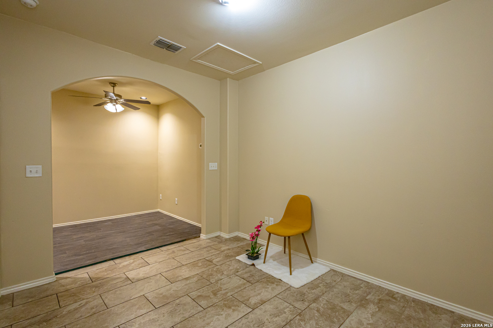 6015 Narciso Laredo TX 78046