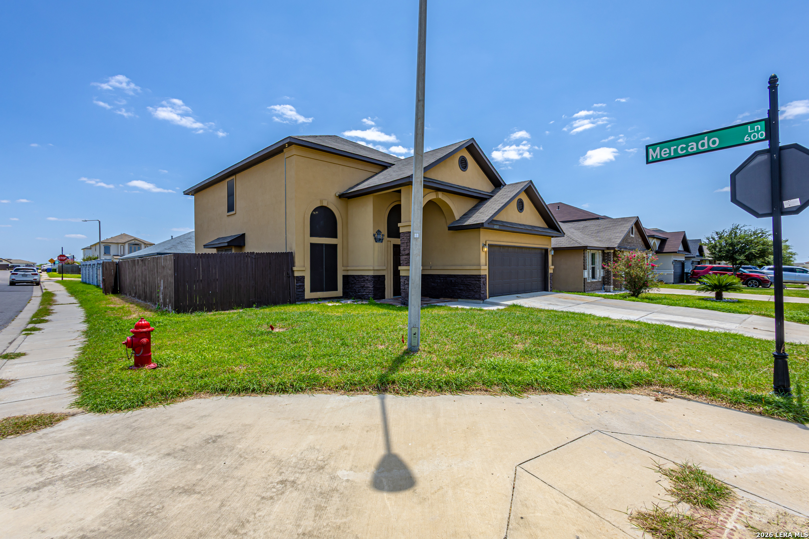 6015 Narciso Laredo TX 78046