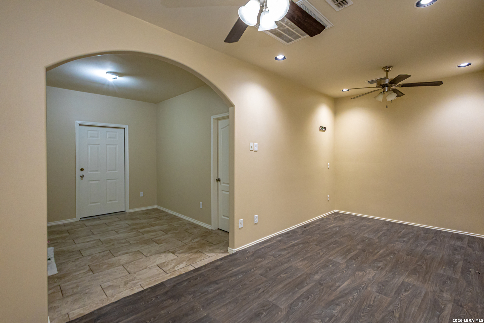 6015 Narciso Laredo TX 78046