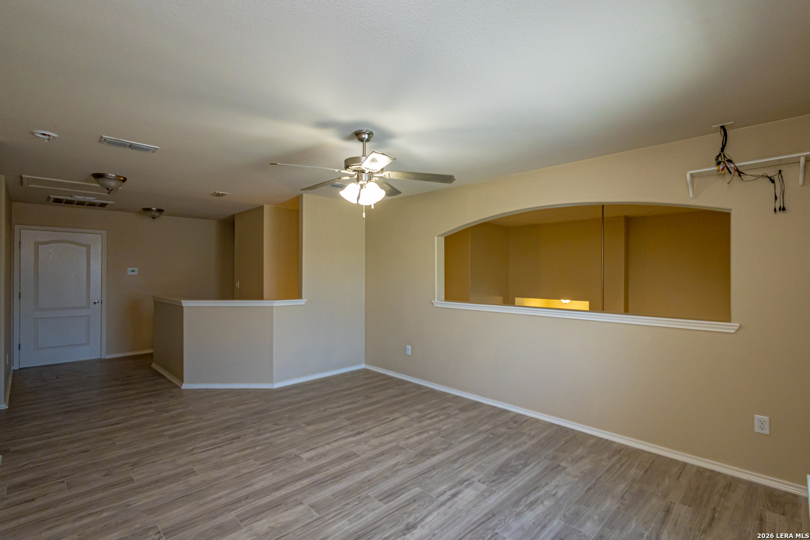 6015 Narciso Laredo TX 78046