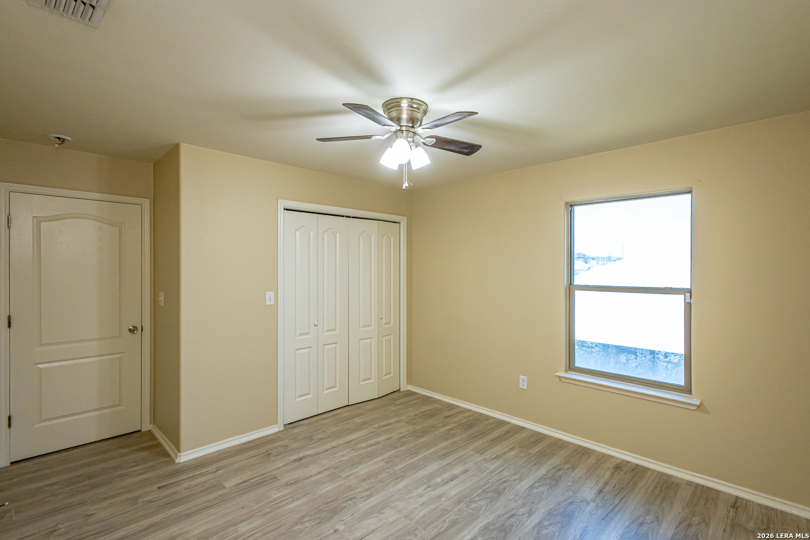 6015 Narciso Laredo TX 78046