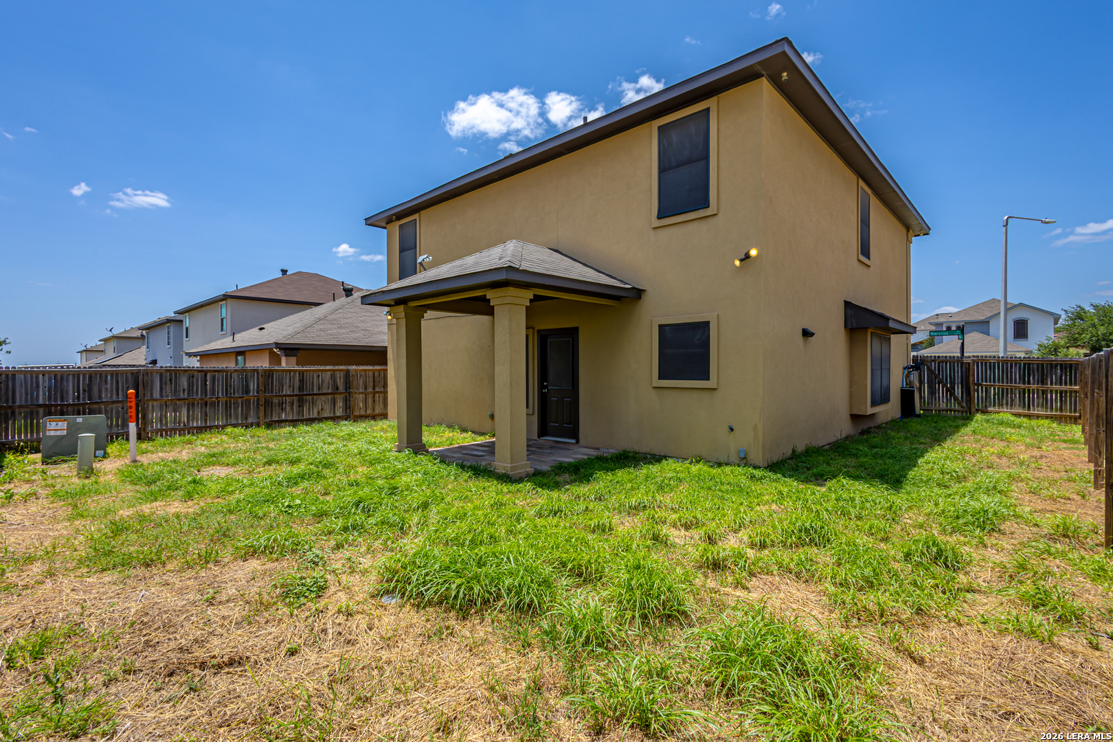 6015 Narciso Laredo TX 78046