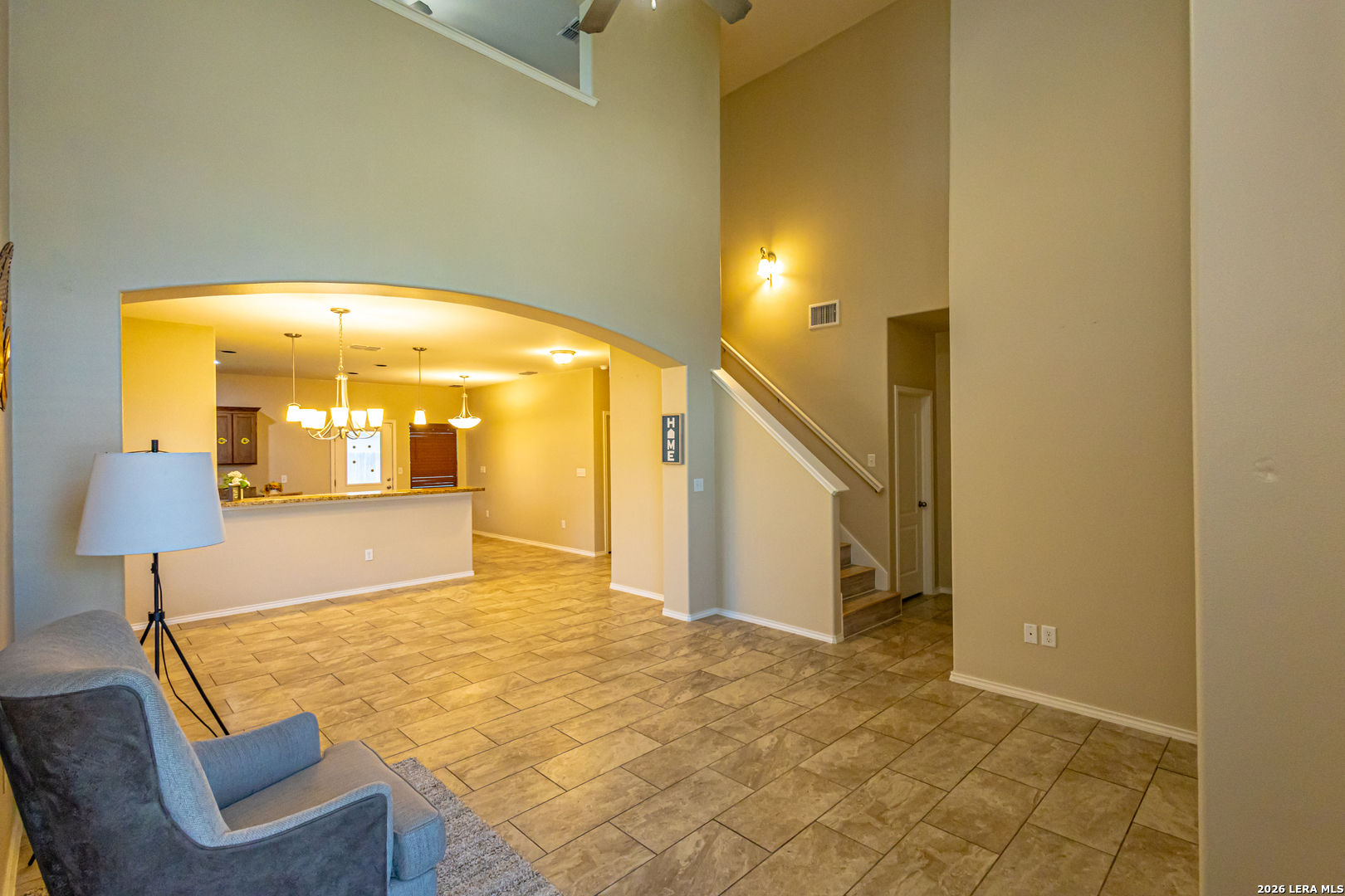 6015 Narciso Laredo TX 78046