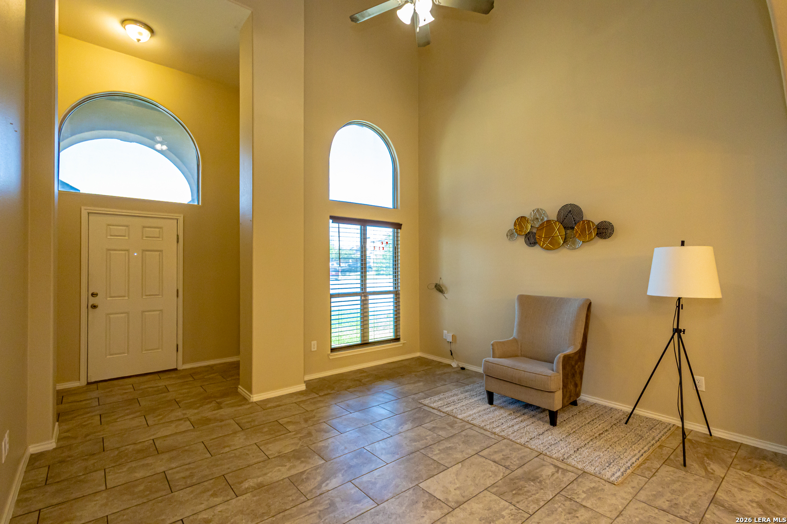 6015 Narciso Laredo TX 78046