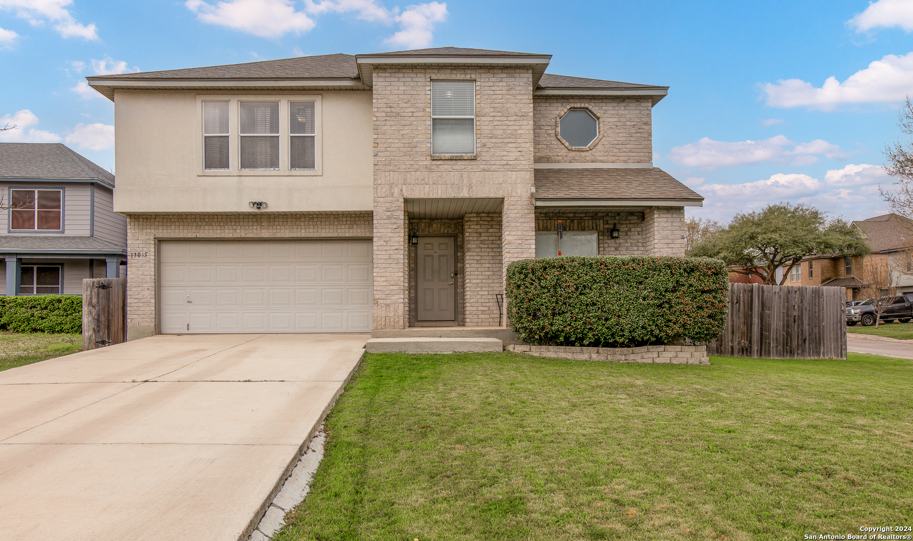 17015 Irongate Pass San Antonio TX 78247